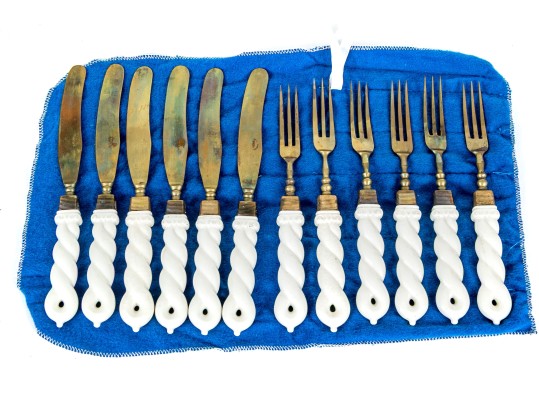 Austrian Ernst Wahliss Wien Porcelain Handled Fork And Knife Service For Six
