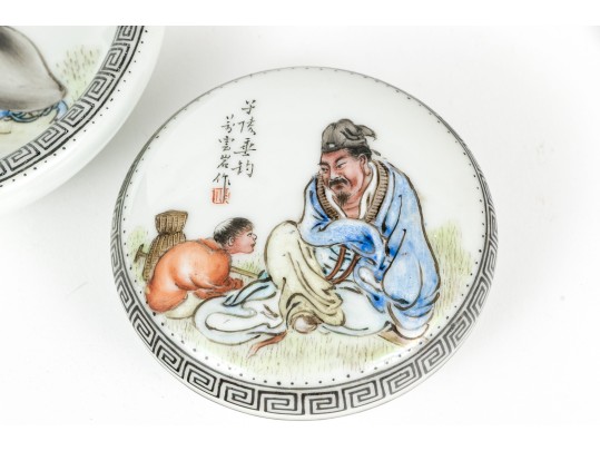 Two Chinese Decorative Porcelain Wares, 20-21st C.