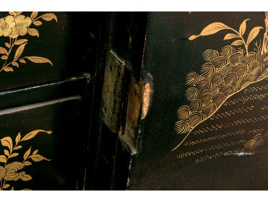 Ornate Chinese Export Lacquered Jewelry Cabinet