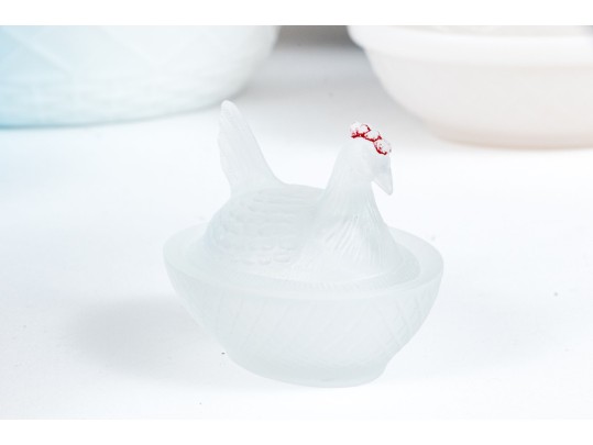 Collection Of Fifteen Vintage Glass Hens On Nests