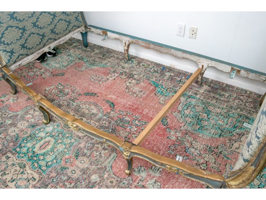 18th C. French Bow Front Daybed