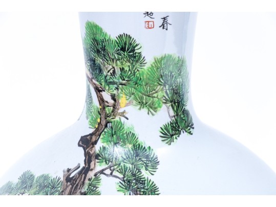 Decorative Chinese Famille Verte Palette Porcelain Bottle Vase