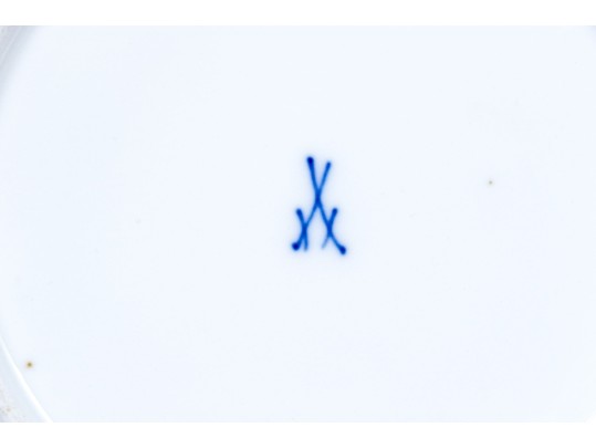 Pair Of Meissen Blue And White Porcelain Plates