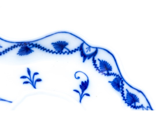 Meissen Blue And White Porcelain Inkwell