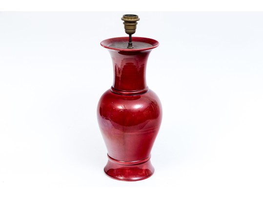 Chinese Red Glazed Porcelain Vase Form Table Lamp