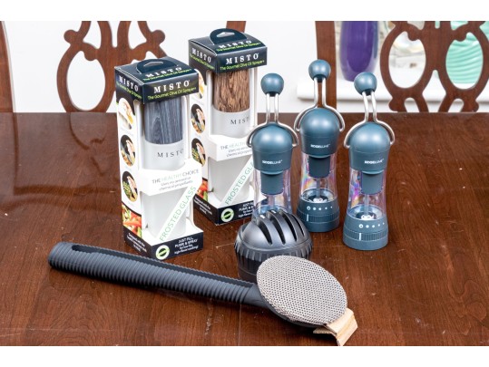 Assortment Of Quality Kitchen Utensils