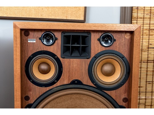 Pair Of Vintage Pioneer CS99A Speakers