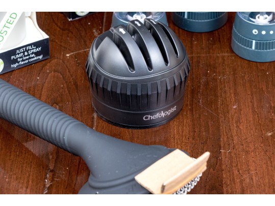 Assortment Of Quality Kitchen Utensils