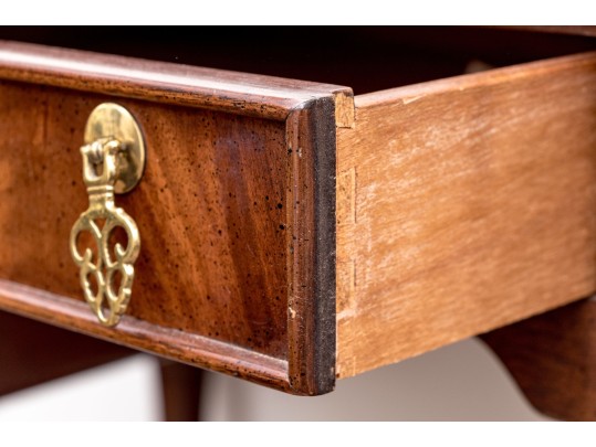 Sligh Chippendale Style Mahogany Leather Top Writing Desk