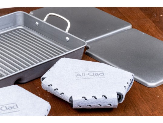 Two-Well Grill Pan With Assorted Accessories