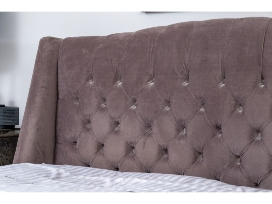 Mitchell Gold + Bob Williams 