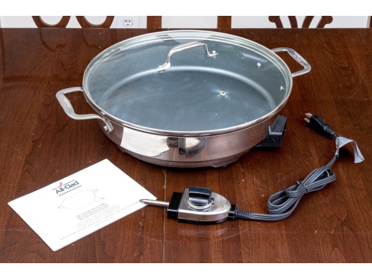 All-Clad Electric 7 Quart Skillet With Lid