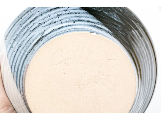 Set Of Callicut Pottery Plates And Bowls 