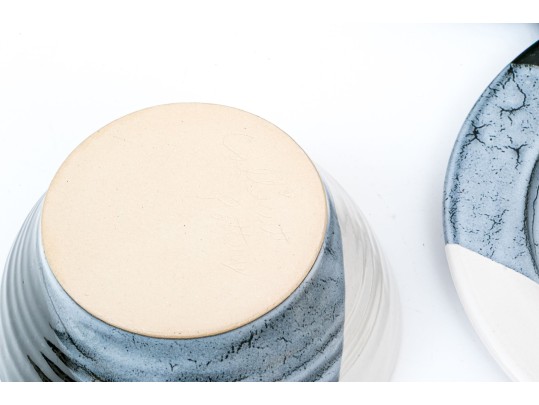 Set Of Callicut Pottery Plates And Bowls 