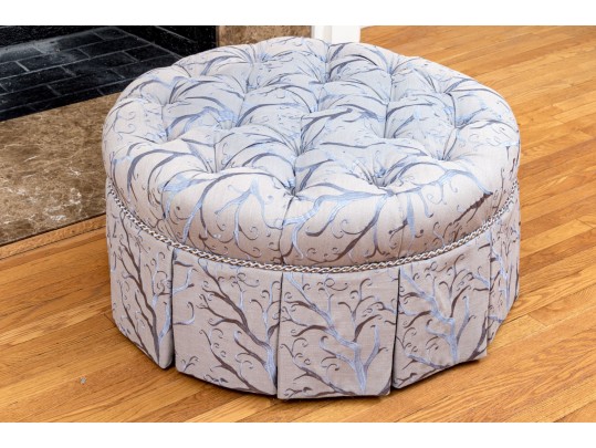 Quality Button Tufted Circular Ottoman For Reupholstery