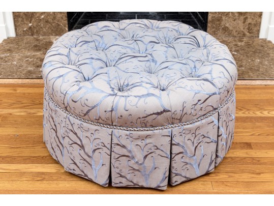 Quality Button Tufted Circular Ottoman For Reupholstery