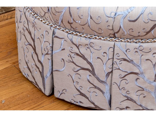 Quality Button Tufted Circular Ottoman For Reupholstery