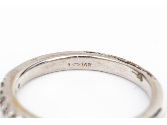 14k White Gold Handsome Diamond Band Ring, App. 0.15 TCW, Size 6.75