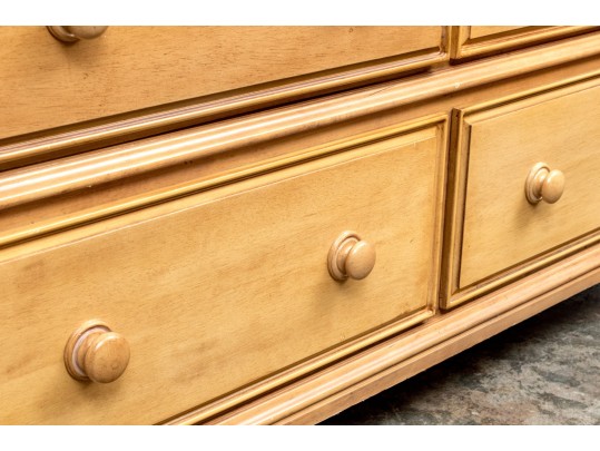 Quality Dresser With Seven Drawers