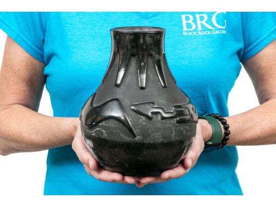 Native American San Ildefonso Blackware Jar Attributed To Maria Martinez