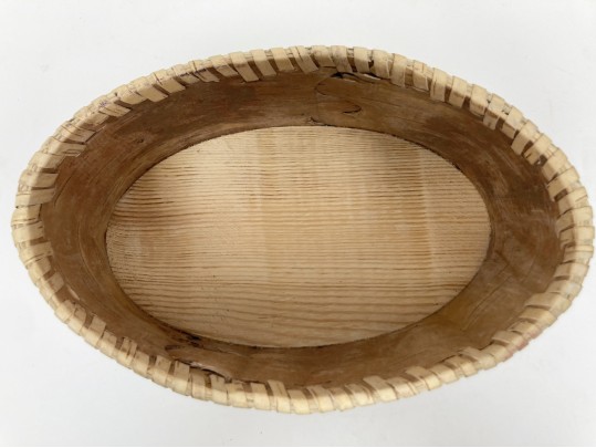Signed Ukrainian Bent And Pierced Oval Birch Box