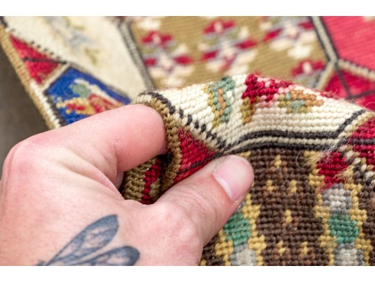 Needlepoint Wool Accent Carpet, 5'-6