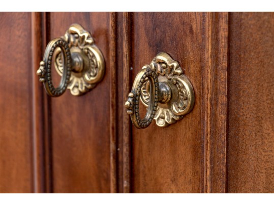 Baker Furniture Georgian Style Mahogany Entertainment Armoire