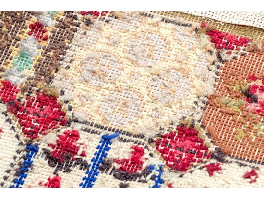 Needlepoint Wool Accent Carpet, 5'-6