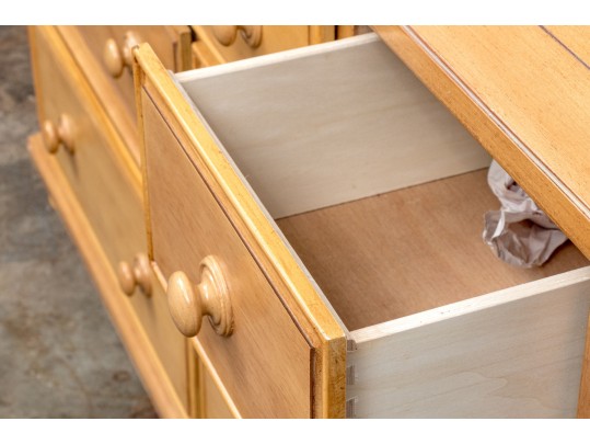 Quality Dresser With Seven Drawers