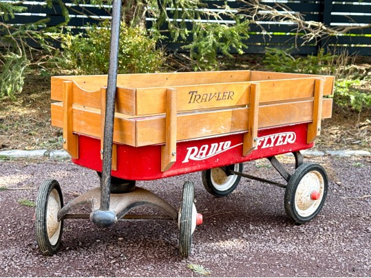 Radio Flyer Wagon
