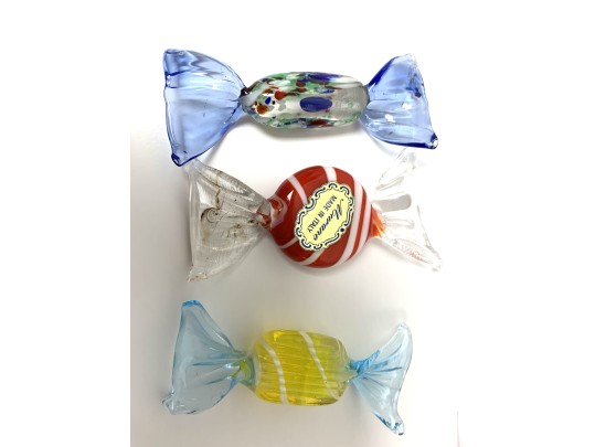 Classic Mid Century Murano Glass Candy With Annie Glass Plate