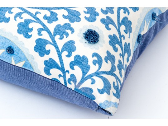 Decorative Ryan Studio Accent Cushion