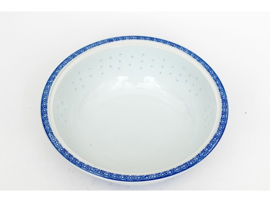 Chinese Blue And White Rice Pattern Porcelain Serving Wares