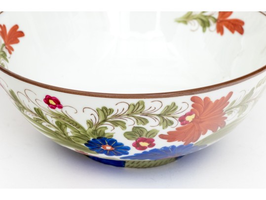 Four Assorted Pieces Of Ceramics