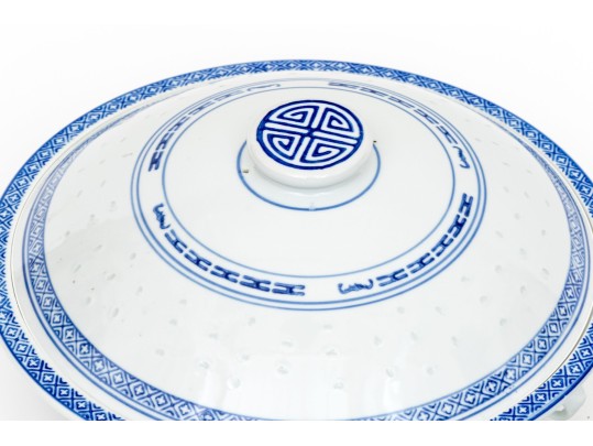 Chinese Blue And White Rice Pattern Porcelain Serving Wares