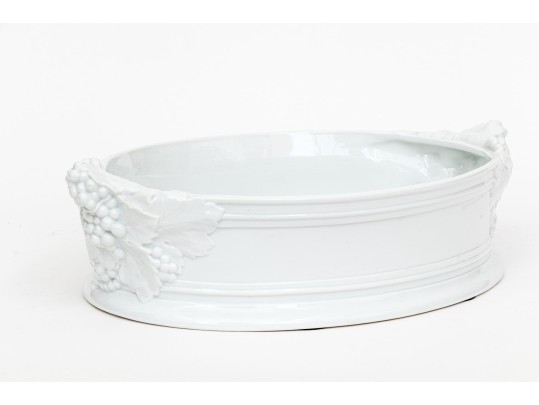 Vista Allegre For Mottahedeh White Glazed Ceramic Oval Center Bowl