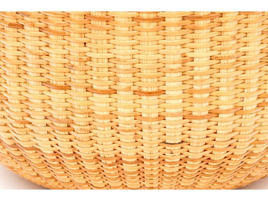 Fabulous Signed Nantucket Woven Basket With Swing Handle