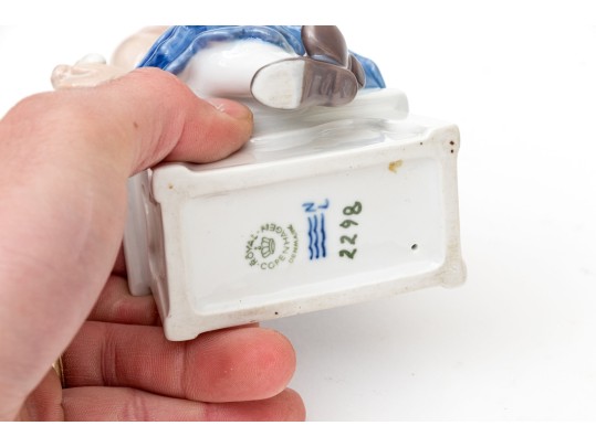 Collection Of Four Charming Mixed Makers Ceramic Figures