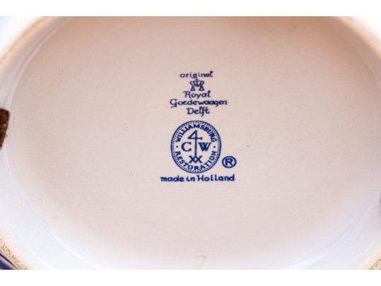 Original Royal Goedewaagen Delft Williamsburg Restoration Dutch Blue And White Ceramic Footed Bowl