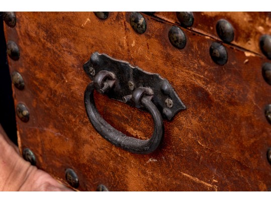 Chest Form Jewelry Box With Map Decoration