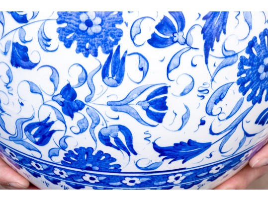 Turkish Merve Cini Reproduction Lidded Porcelain Jar