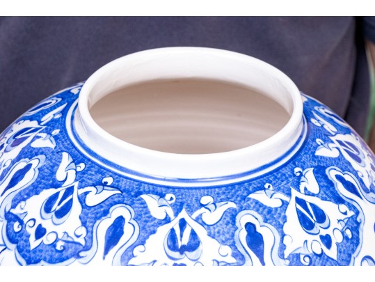 Turkish Merve Cini Reproduction Lidded Porcelain Jar