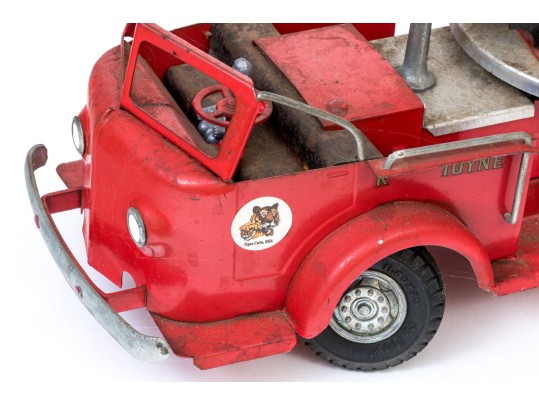 Vintage Doepke Toys Pressed Steel Fire Engine