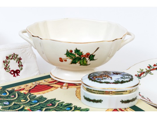 Decorative Christmas Lot, Including Spode 
