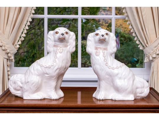 Pair Of English Staffordshire Hand-painted Ceramic Spaniels