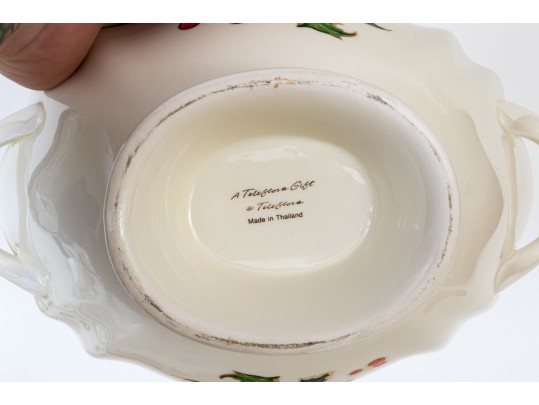 Decorative Christmas Lot, Including Spode 