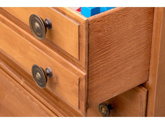 Colonial Style Maple Chest On Chest Set Of Drawers