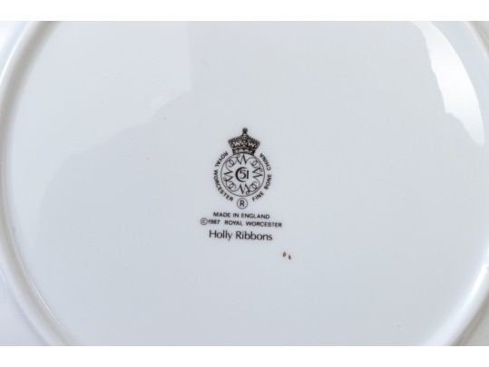 Decorative Christmas Lot, Including Spode 