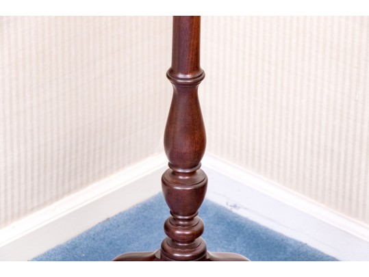 Georgian Style Mahogany Finished Fernstand