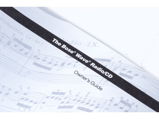 Bose Wave Radio With Controller